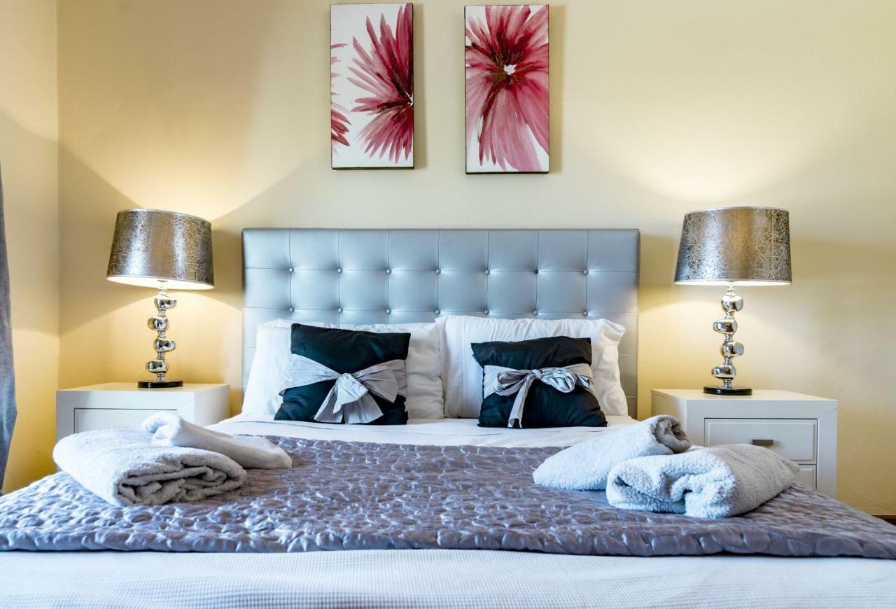 Villa Casakhan, Beautiful Luxury Villa, Marbella Bagian luar foto